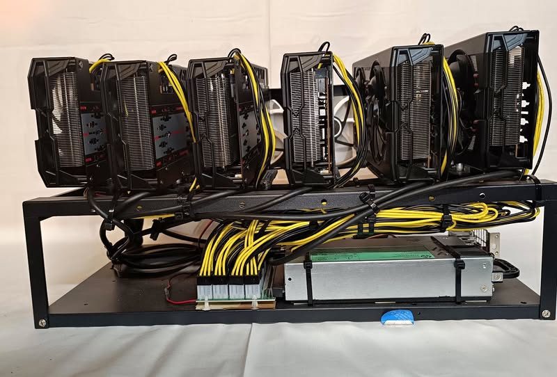 High-Performance 6x RX 5600 XT Crypto Mining Rig