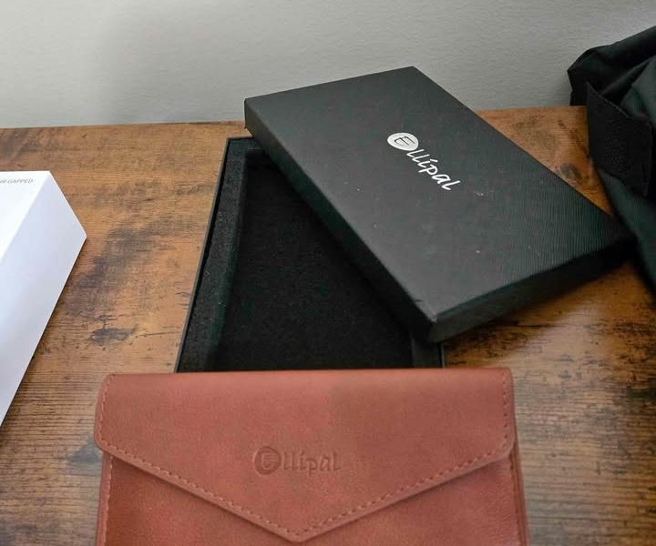 Ellipal titan cold wallet